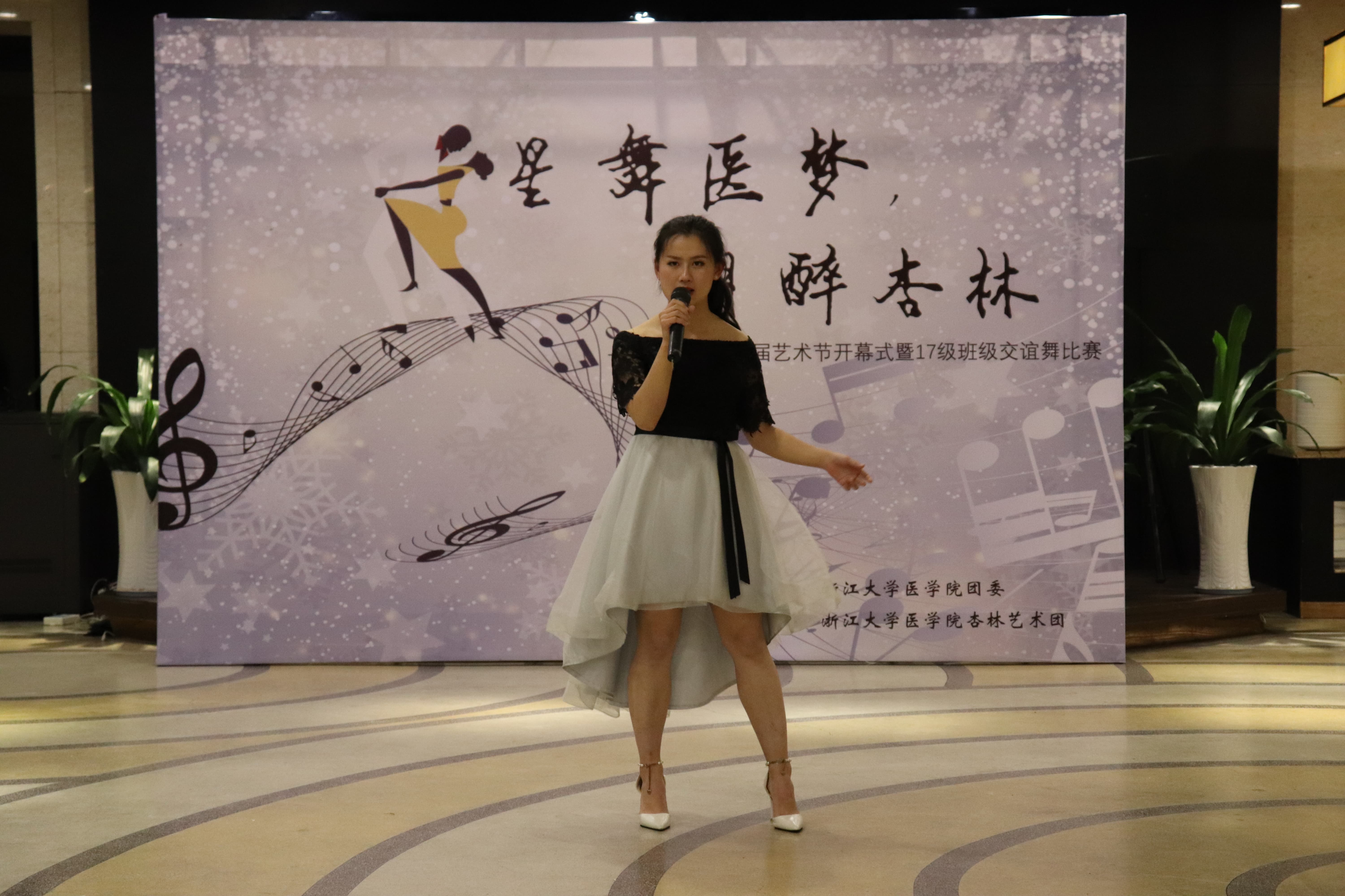 1544507385114029.jpg 1544507385114029.jpg